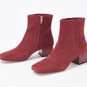 Women's Suede Ankle Boots in Burgundy - Zip Side Block Heel
